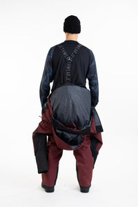 The One V2 - Black/Burgundy - Kuorihaalari