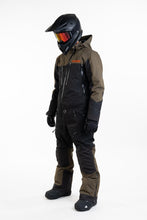 Avaa kuva suurempana, M&#39;s Venture Suit - Olive/Orange - SAFE (kelluttava)